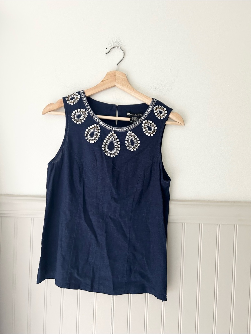 Valerie Bertinelli Linen Blend Navy Sleeveless Jewel Embellished Tank Top Small
